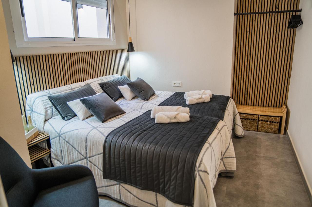 Apartamentos Turisticos El Altozano Fuentes de León Eksteriør billede